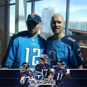 Meet your Posher, Titan tim